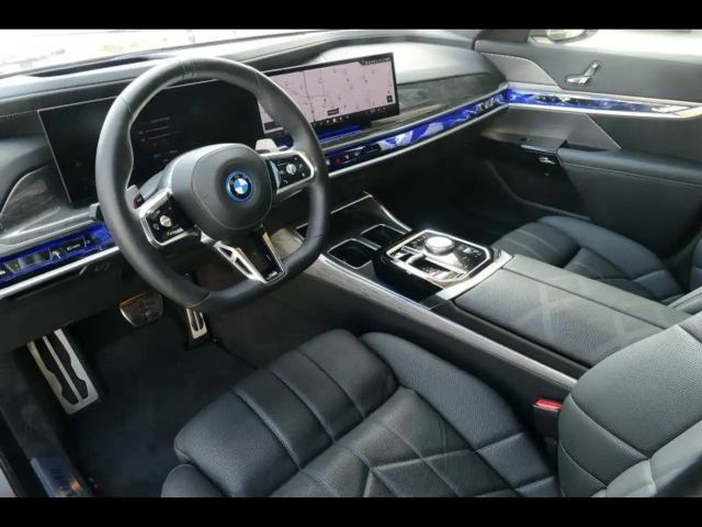 BMW 750 M-Sport Sedan xDrive