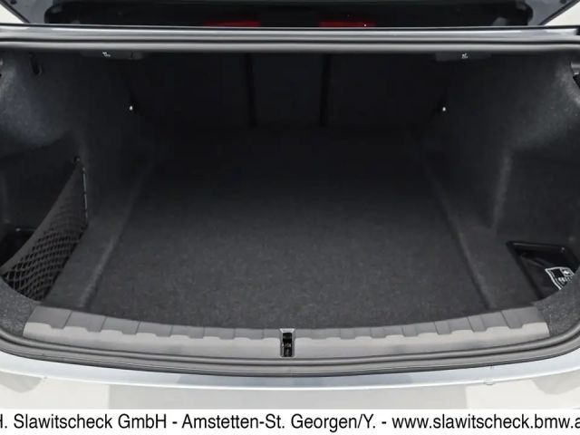 BMW 320 320d Sedan xDrive