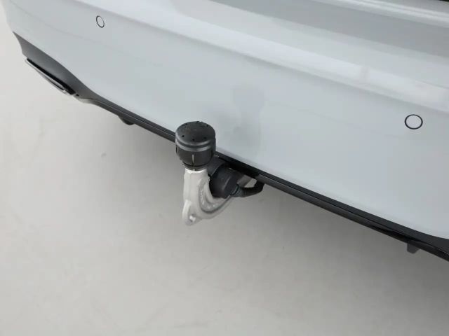 Mercedes-Benz A 220 A 220 d