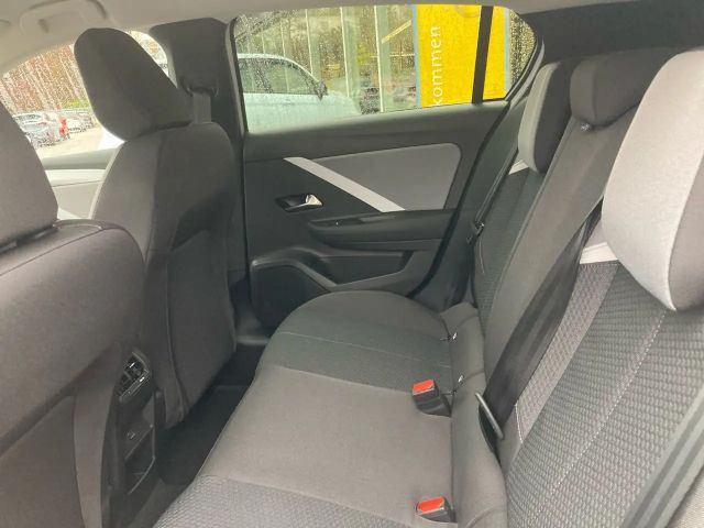 Opel Astra 1.2 Turbo Enjoy Turbo