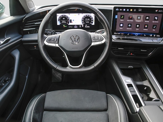 Volkswagen Passat 1.5 eTSI Business Variant