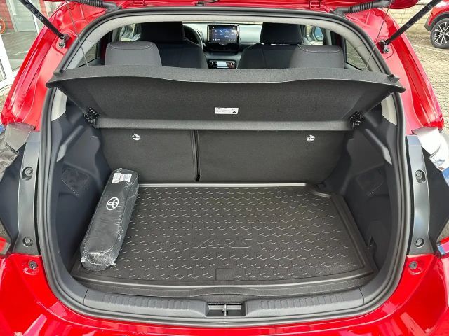 Toyota Yaris Active Hatchback Hybride