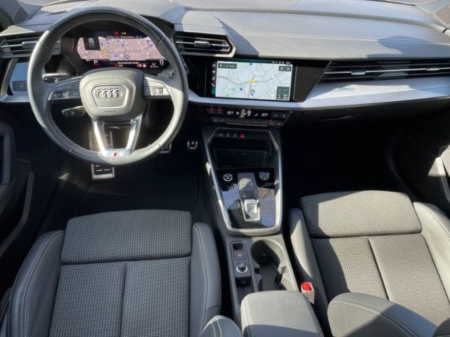 Audi A3 35 TFSI S-Line S-Tronic Sportback