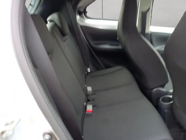 Toyota Aygo X Hatchback Play X-play