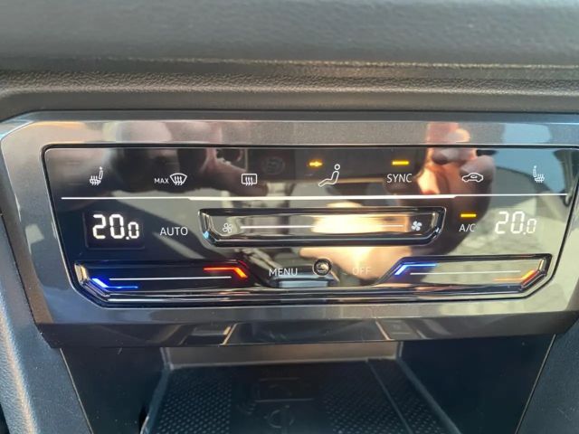 Volkswagen Tiguan 2.0 TSI R-Line Style