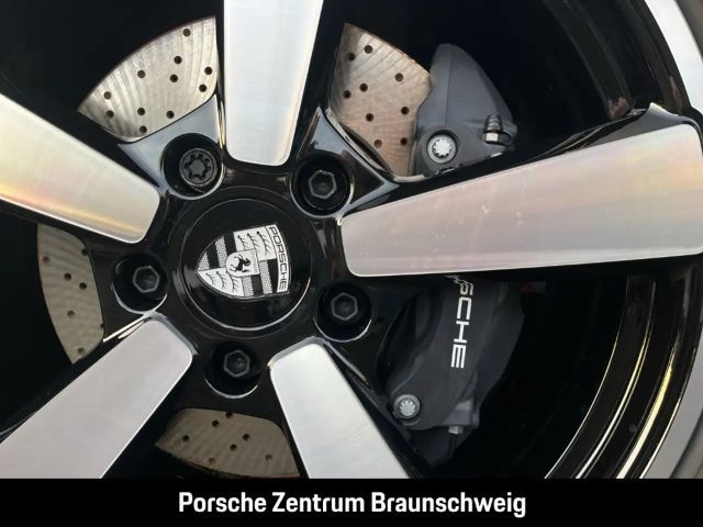 Porsche 992 Carrera Coupé