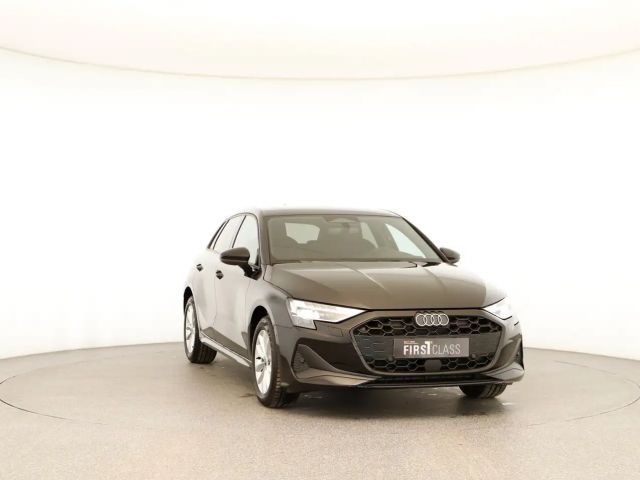 Audi A3 30 TFSI Sedan