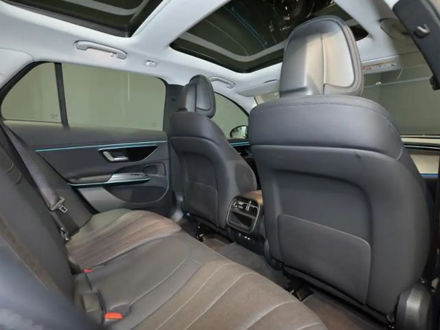 Mercedes-Benz E 200 AVANTGARDE Estate