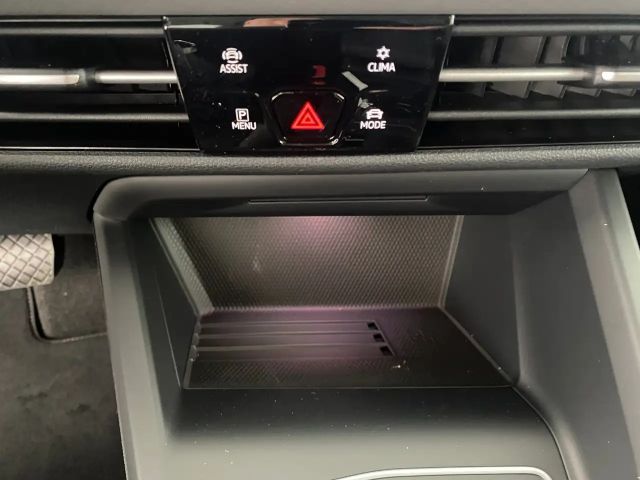 Volkswagen Golf Business DSG Variant