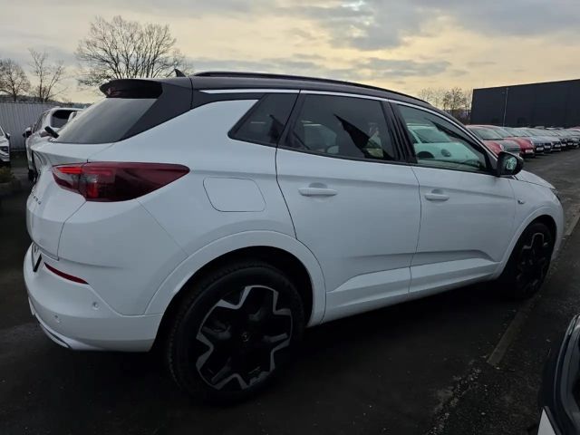 Opel Grandland X 1.2 Turbo Turbo Ultimate