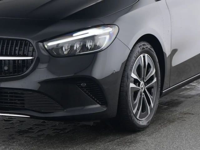 Mercedes-Benz B 200 Sedan