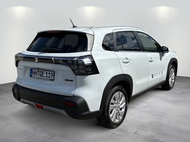Suzuki S-Cross Hybrid