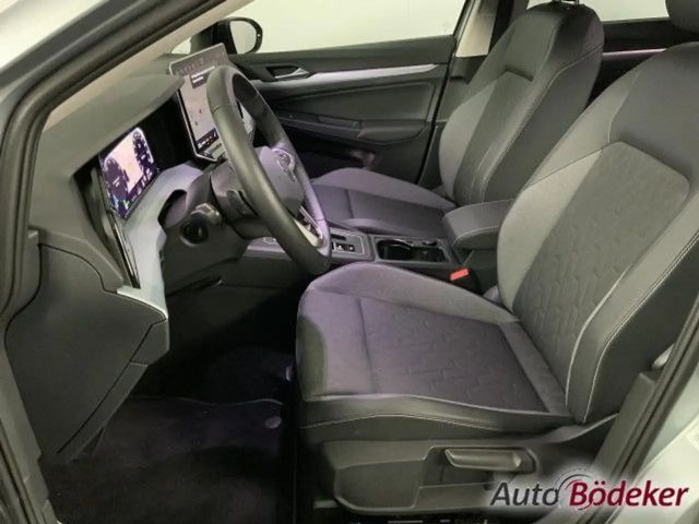 Volkswagen Golf 1.5 eTSI DSG