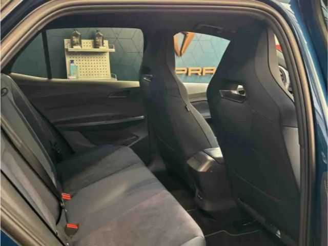 Cupra Born LM19 KAMERA NAVI KEYLESS PRIVACY