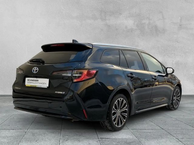 Toyota Corolla Hybride Team D