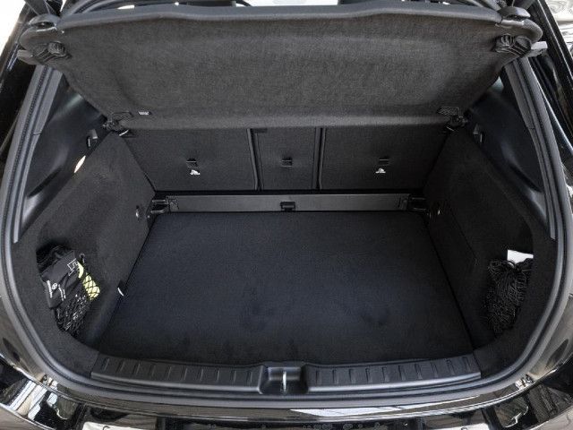 Mercedes-Benz GLA 180 AMG Line