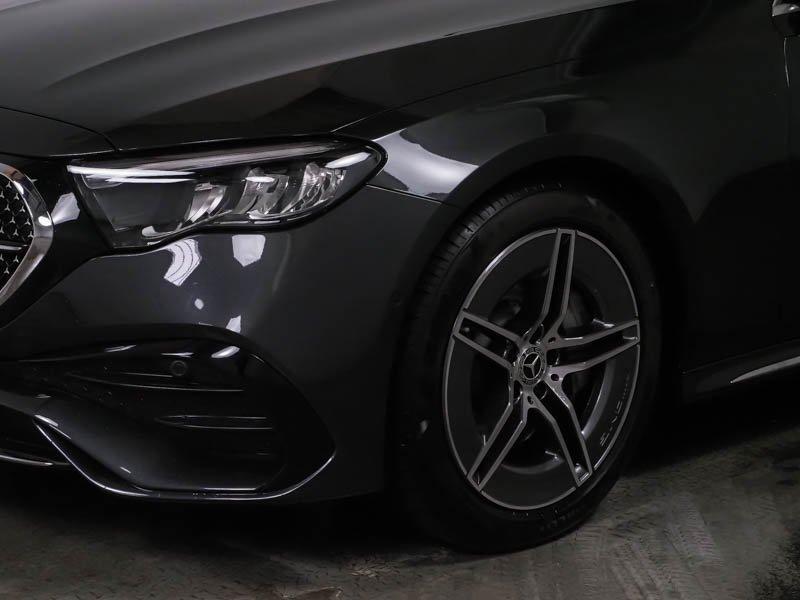 Mercedes-Benz E 200 AMG Line Sedan