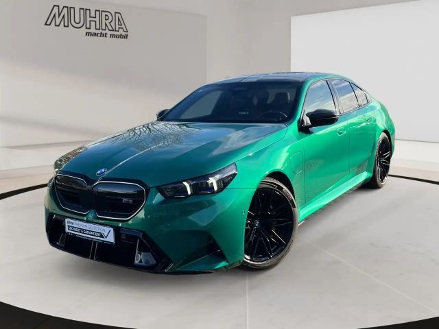 BMW M5 Sedan