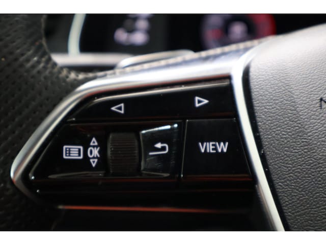 Audi A6 55 TFSI Avant Quattro S-Tronic Sport