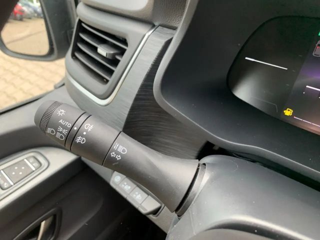 Renault Trafic Evolution Grand dCi 150