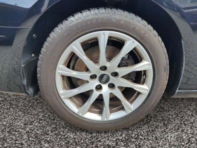 Audi A4 35 TFSI Business