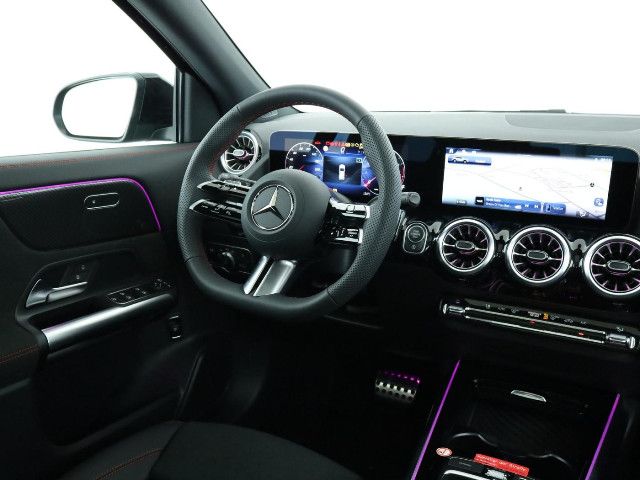 Mercedes-Benz GLA 180 AMG Line