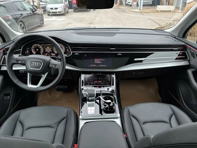 Audi Q7 55 TFSI Hybride Quattro