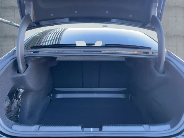 Mercedes-Benz EQE 350 4MATIC AMG Line Sedan