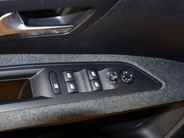 Peugeot 5008 Active Pack BlueHDi EAT8