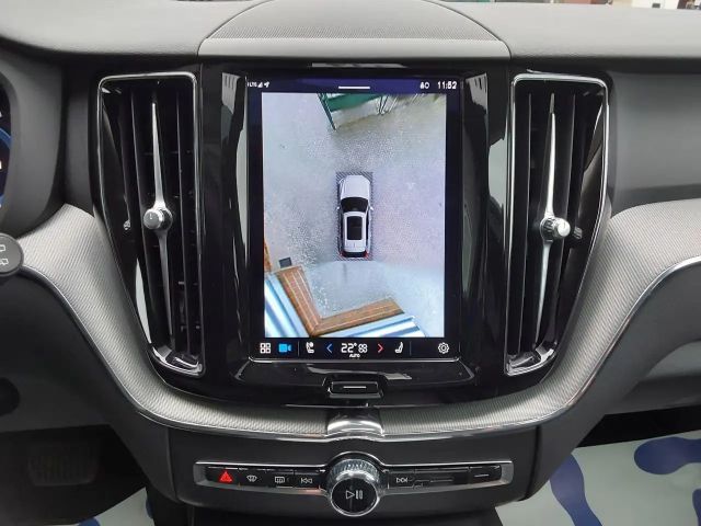 Volvo XC60 Dark Plus