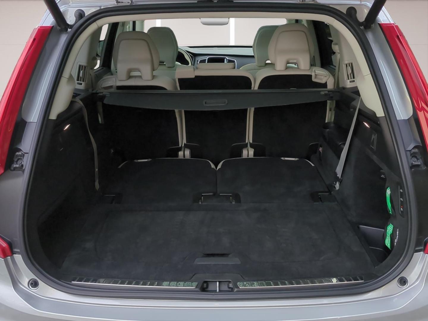 Volvo XC90 Dark Plus Recharge T8