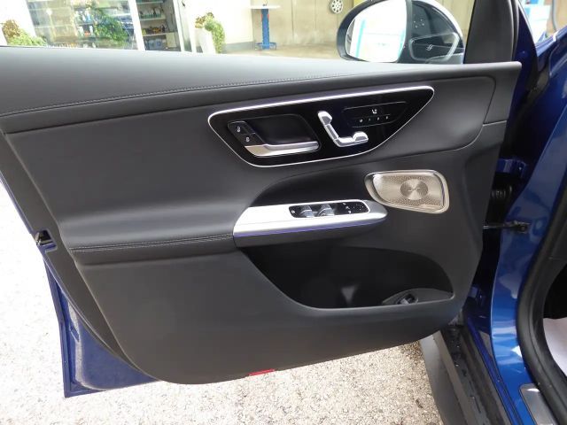 Mercedes-Benz GLC 300 4MATIC AMG Line