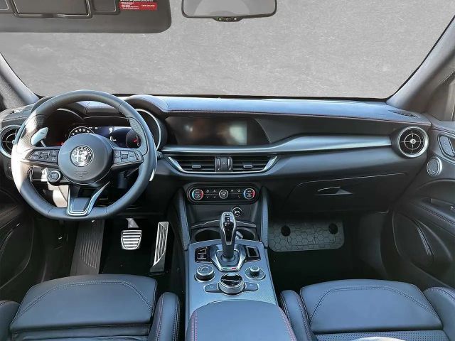 Alfa Romeo Stelvio Q4 Turbo