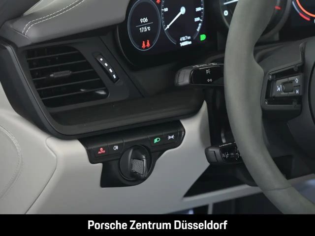 Porsche 911 992 Cabriolet Carrera GTS