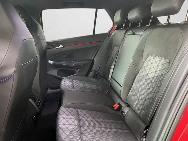 Volkswagen Golf 1.5 TSI DSG R-Line