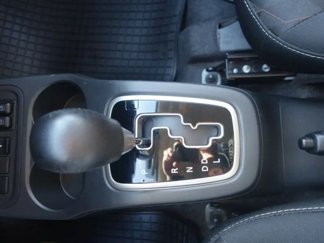 Mitsubishi Space Star Invite MIVEC Star