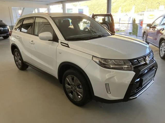 Suzuki Vitara AllGrip Hybrid Shine