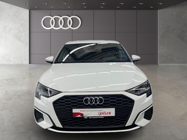Audi A3 30 TFSI S-Tronic Sedan