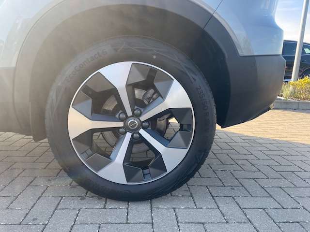 Volvo XC40 Dark Plus