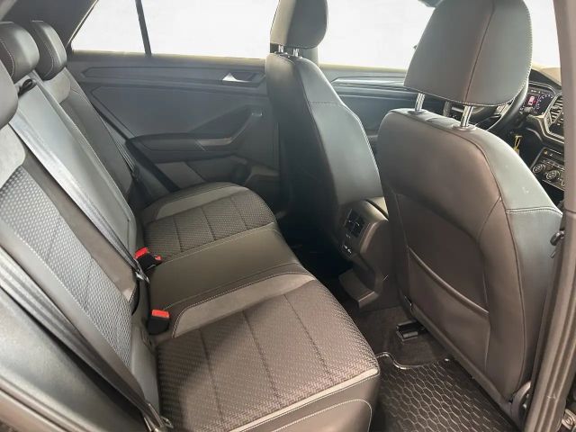 Volkswagen T-Roc 1.5 TSI DSG R-Line