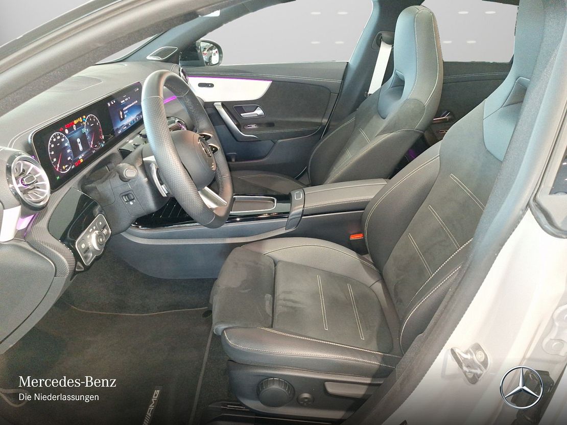 Mercedes-Benz CLA 200 AMG Line Shooting Brake