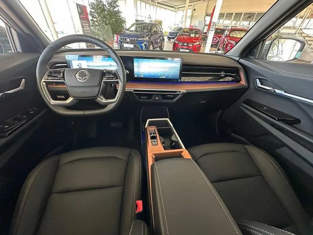 SsangYong Torres 2WD