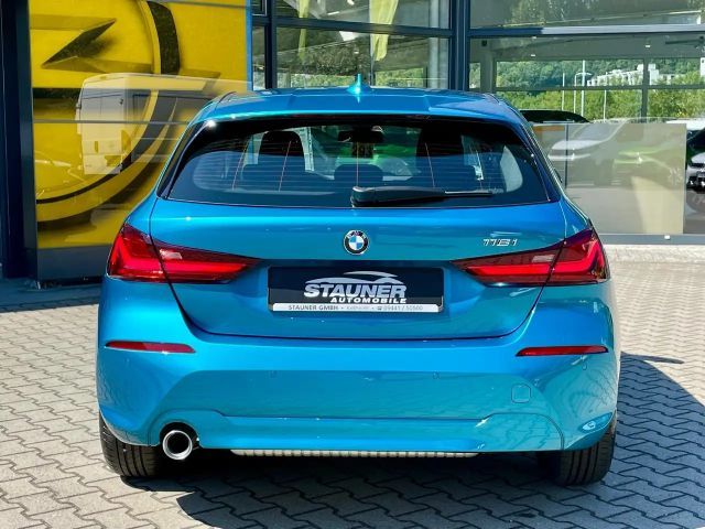 BMW 116 116i Advantage pakket Sedan