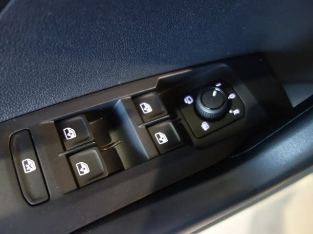 Volkswagen T-Cross 4Me TSI