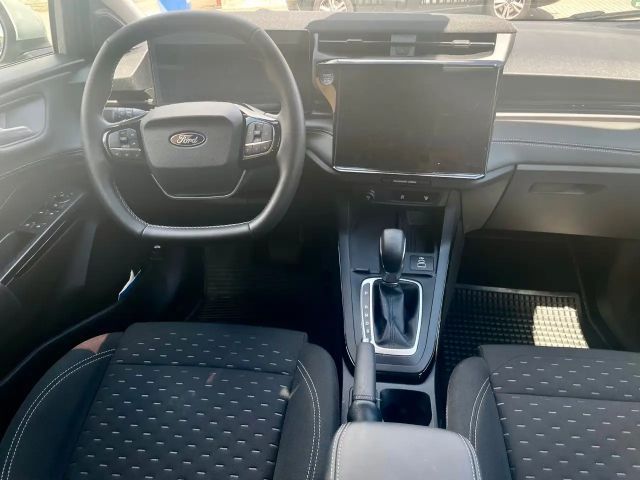 Ford Puma EcoBoost Titanium