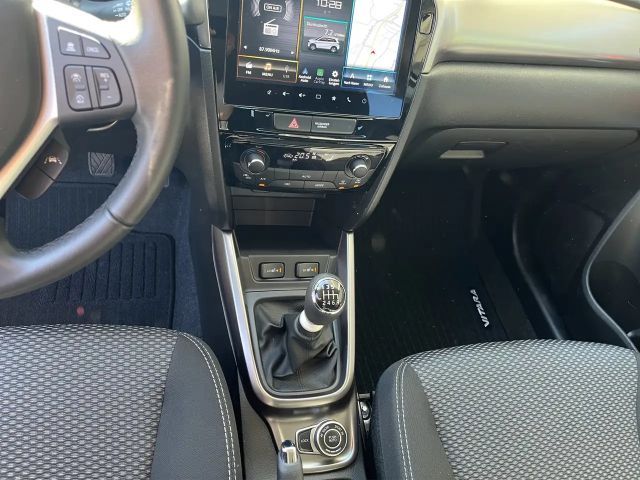 Suzuki Vitara AllGrip Hybrid Shine