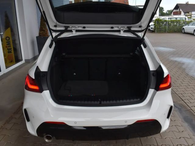 BMW 118 118i M-Sport Sedan