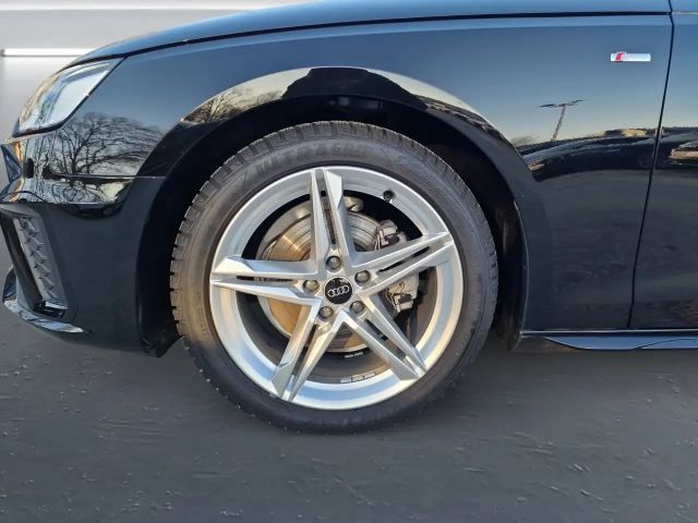 Audi A4 35 TDI Avant S-Line