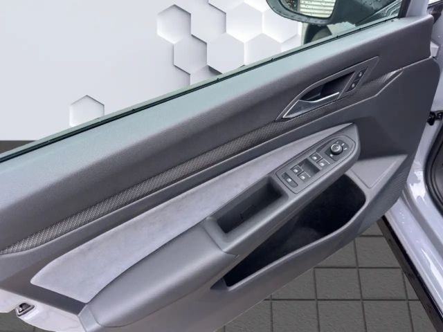 Volkswagen Golf DSG R-Line Variant