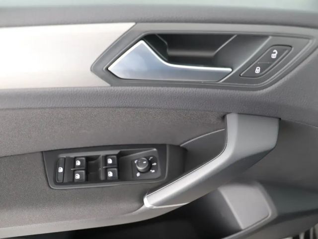 Volkswagen Touran DSG Life